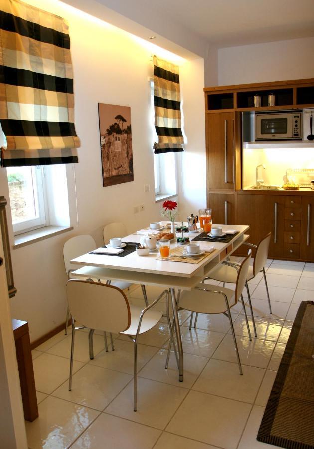 Rota Suites Sorrento Exteriér fotografie