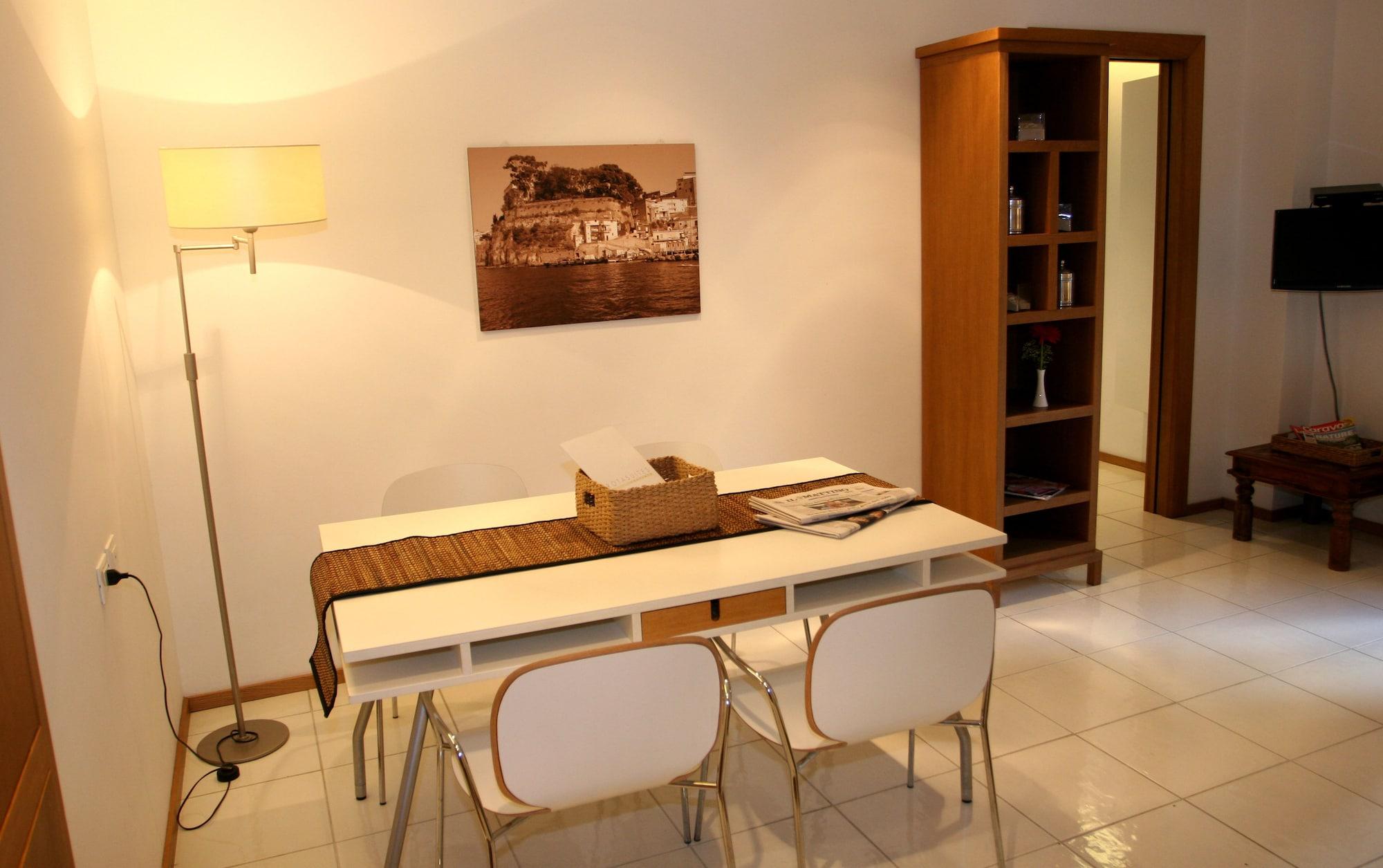 Rota Suites Sorrento Exteriér fotografie