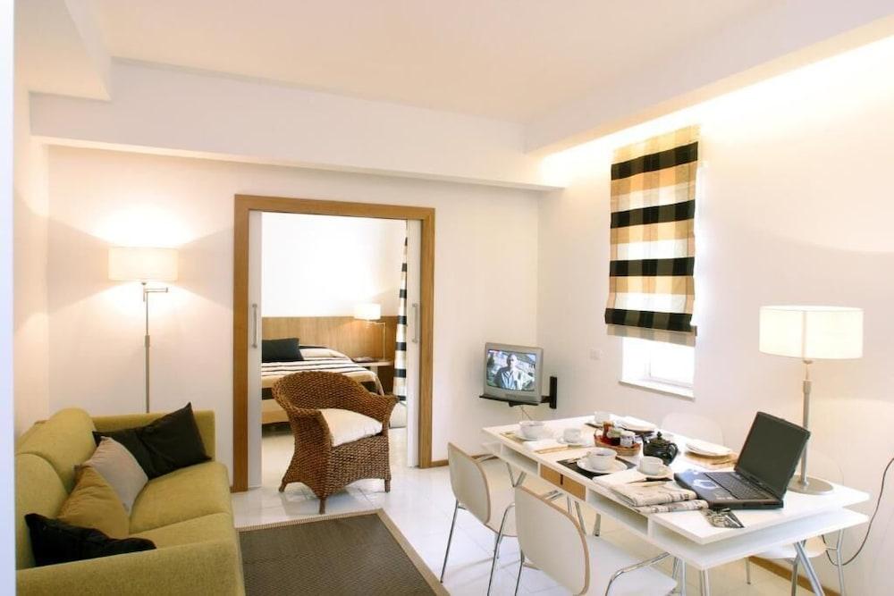 Rota Suites Sorrento Exteriér fotografie