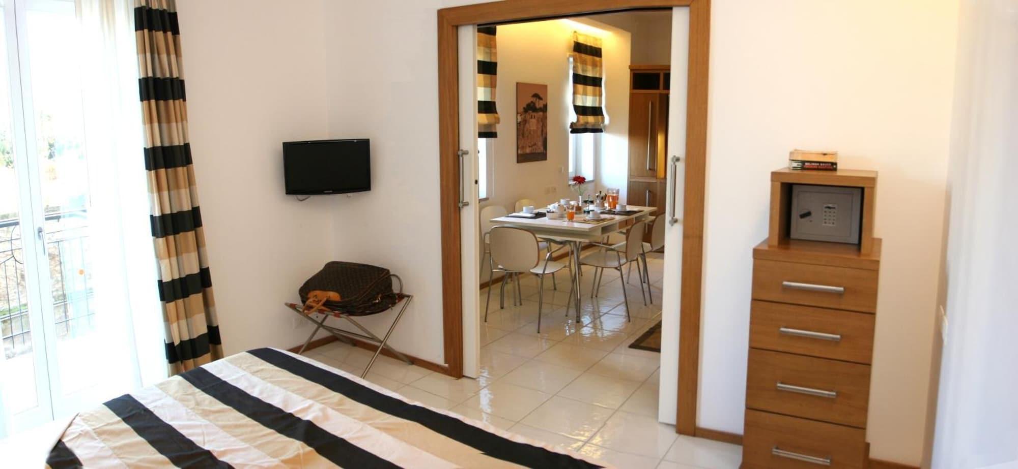 Rota Suites Sorrento Exteriér fotografie