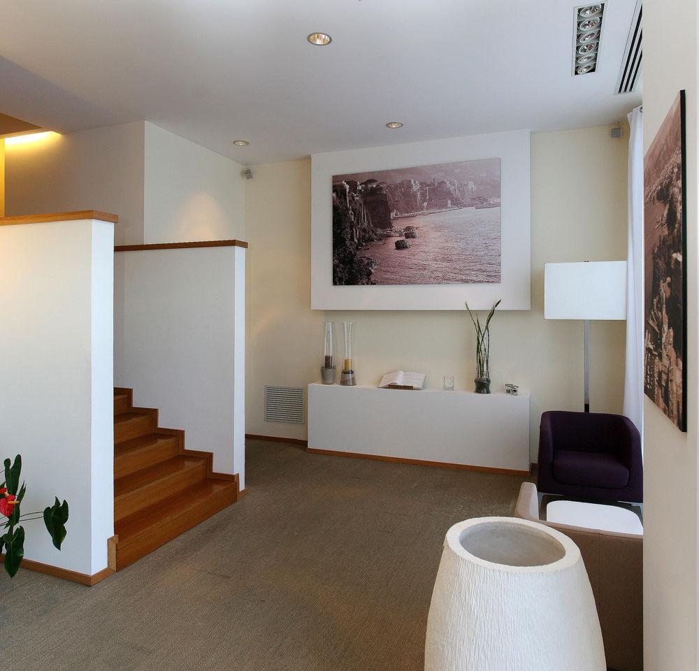 Rota Suites Sorrento Exteriér fotografie